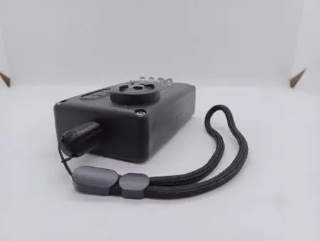 Adapter mit Handschlaufe